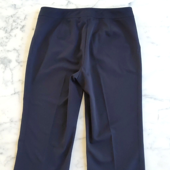 NWOT. Metropolitan New York High-Waist Dress Pant with two side pockets. - Picture 5 of 6